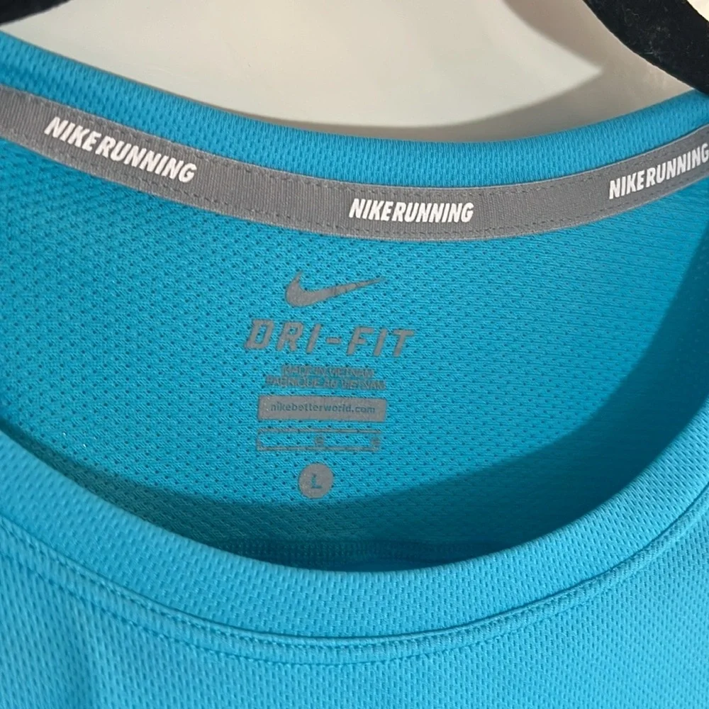 Nike DRI-FIT Women’s Workout Top
